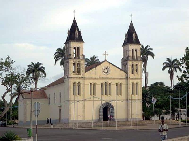 São Tomé Cathedral seen on a Sao Tome City Guide