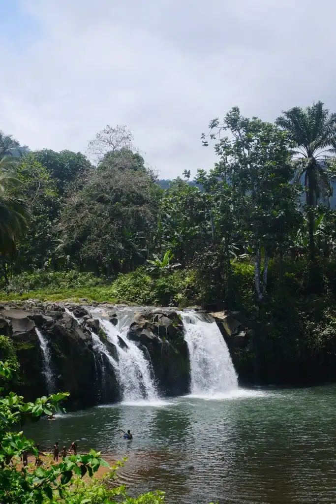 Pensão Na Cascata: Hidden Waterfall Lunch Stop in São Tomé